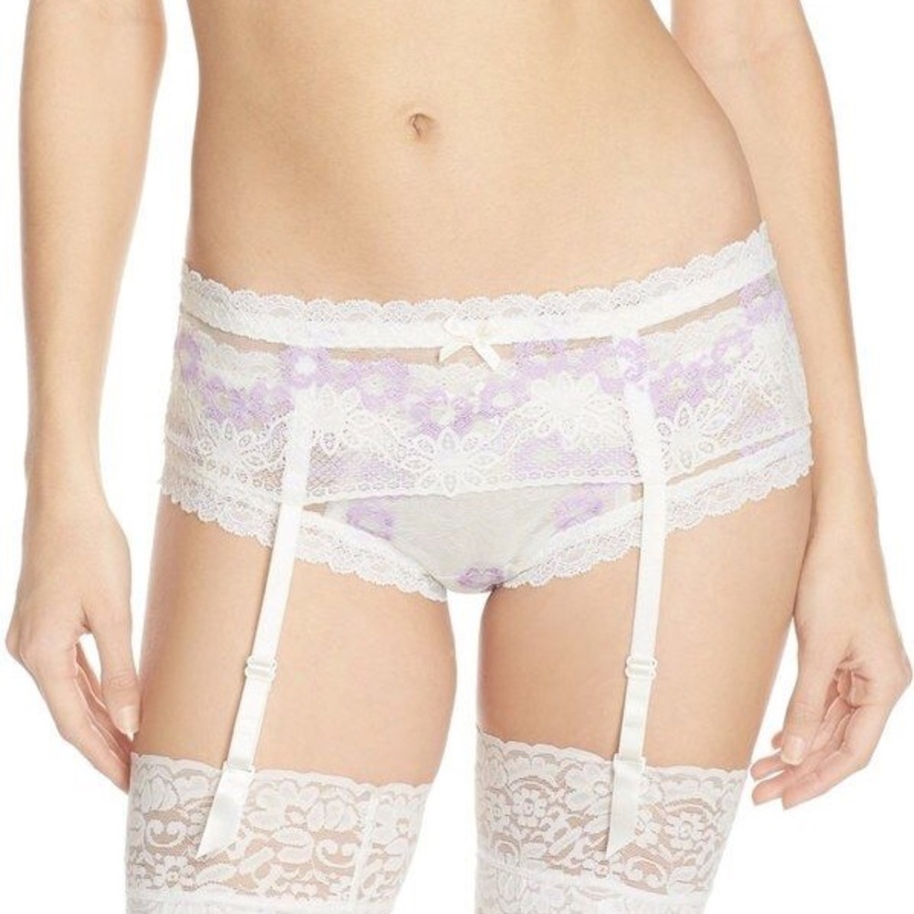 HANKY PANKY Violet Flower Garter Belt Ivory Small